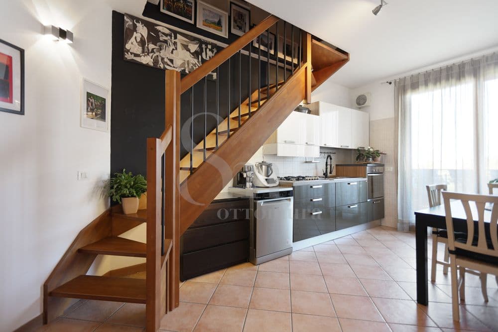 c8d19ebc-495e-40f3-a464-a739975590c9